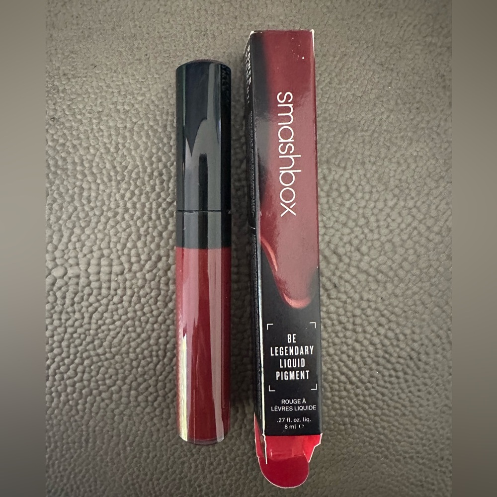 New in Box Smashbox liquid pigment